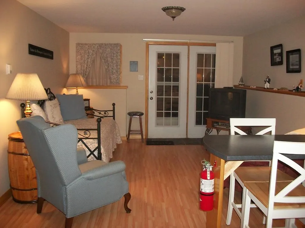 Sal'S Bed And Breakfast By The Sea Herring Cove Bed & Breakfast