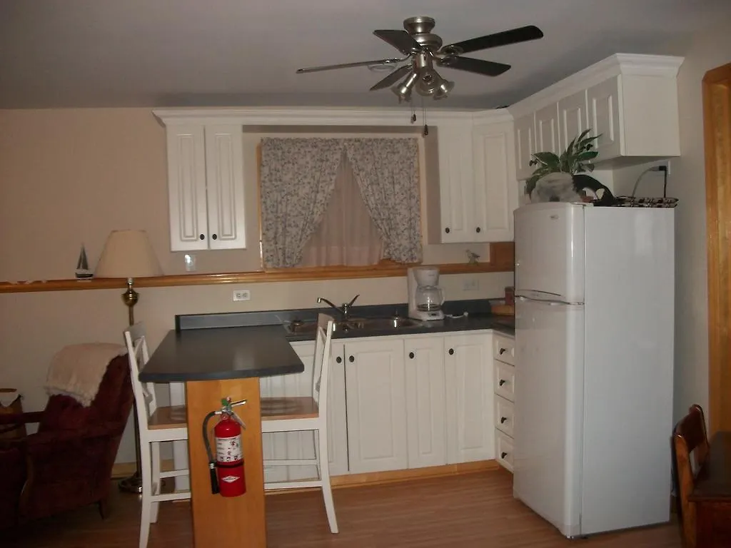 Sal'S Bed And Breakfast By The Sea Herring Cove 4*,